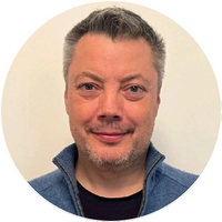 Sam Low Circular Headshot 300 X 300 