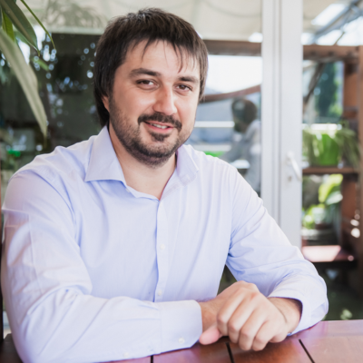 Roman Nalivayko Trader Evolution (400 X 400 Px)